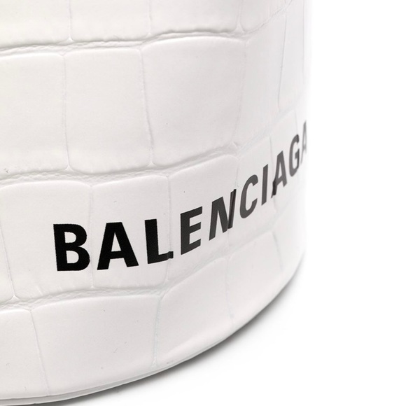 Balenciaga bucket bag - Picture 4 of 9